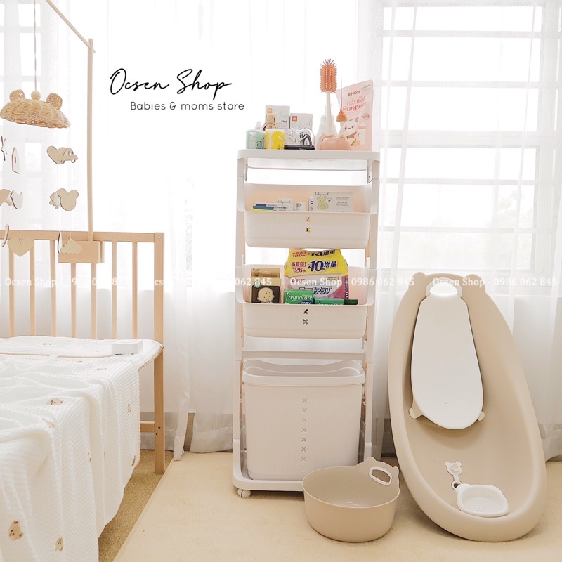 Kệ nhựa đa năng 4 tầng chắc chắn, chịu lực tốt, để được rất nhiều đồ một cách ngăn nắp