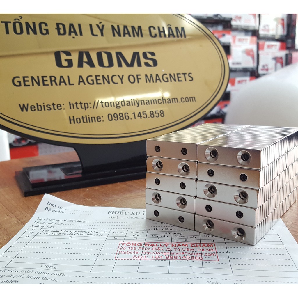 Nam châm 40x12x4mm có 2 lỗ bắt vít