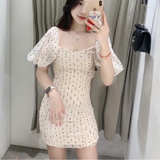 Váy body chun sheer chấm bi tay bồng zara