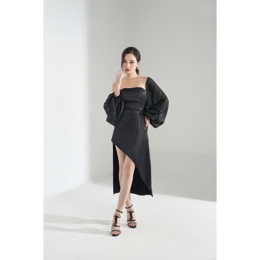 Bộ Váy Lụa Kèm Áo Khoác