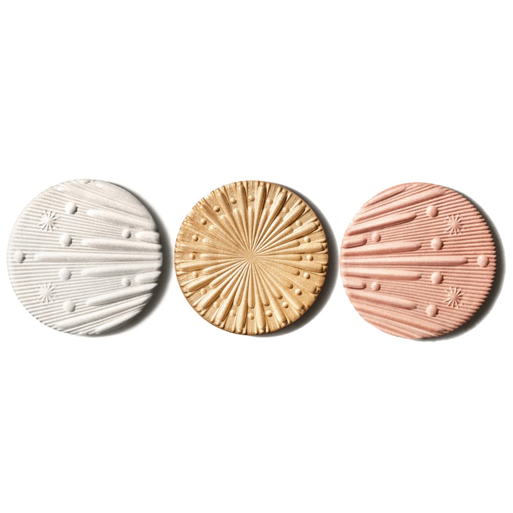 MAC - Bảng phấn bắt sáng 3 màu phiên bản giới hạn MAC Cosmetics Flashing Ice Extra Dimension Skinfinish Trio màu Light 9 | BigBuy360 - bigbuy360.vn