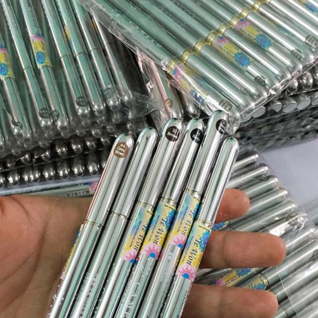 Chì kẻ mày vặn 1 đầu - Camelo Auto Eyebrow Pencil Hàn Quốc,sắc nét,lâu trôi, mã DB00044