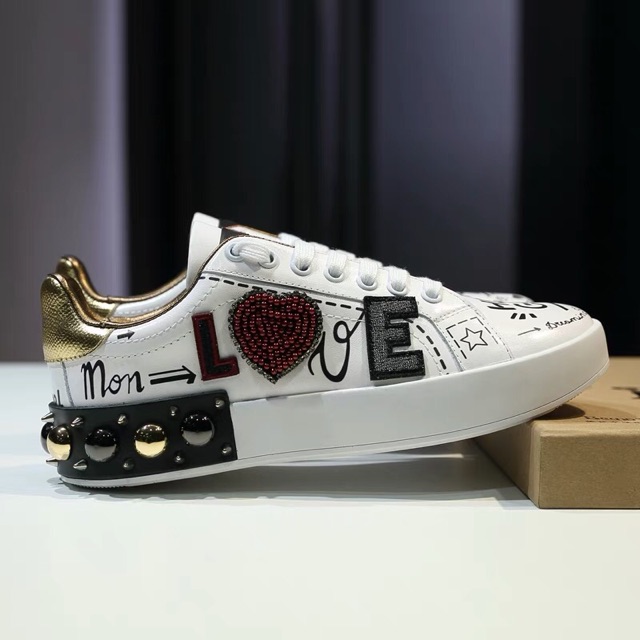 Giày thể thao DG các kiểu