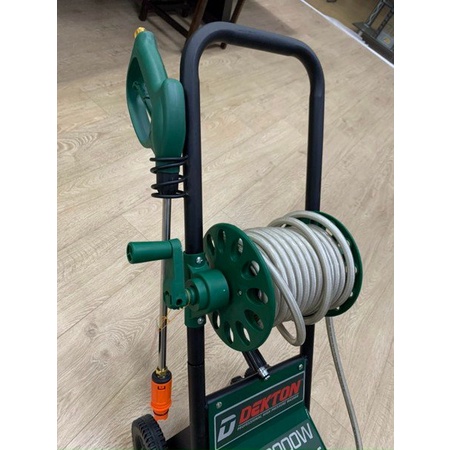 Máy rửa xe Dekton 3000W - CWR3000A Thiết Kế Mới Có Bánh Xe Đẩy Và RULO Dây 15M