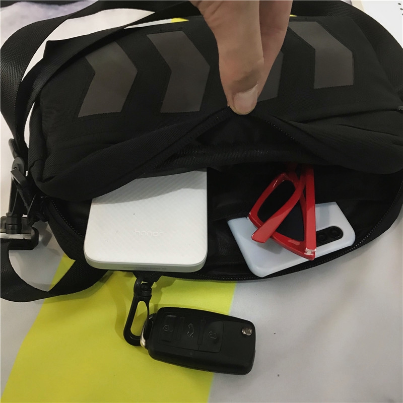 Túi đeo chéo chống thấm nước phong cách trẻ trung dành cho nam và nữ 635 | BigBuy360 - bigbuy360.vn