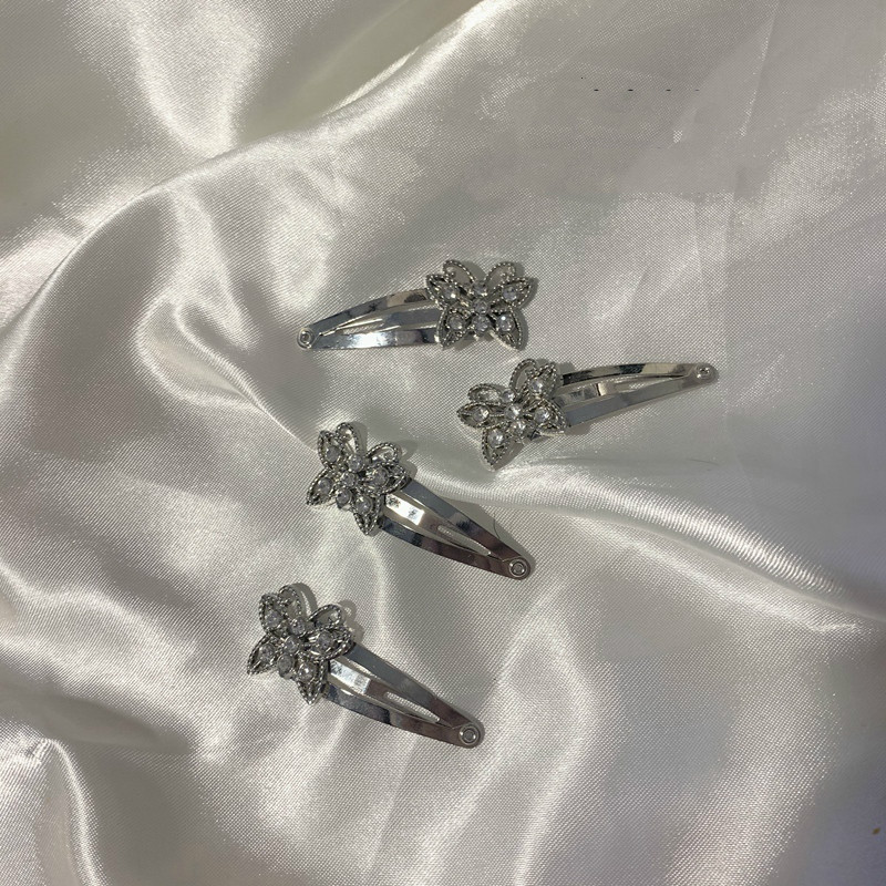 Kẹp tóc thời trang hình nơ đính đá nhân tạo đáng yêu cho phái nữ