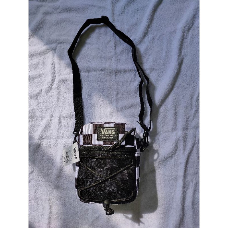 Túi đeo chéo minibag đeo chéo Vans caro [Giá tri ân] | BigBuy360 - bigbuy360.vn