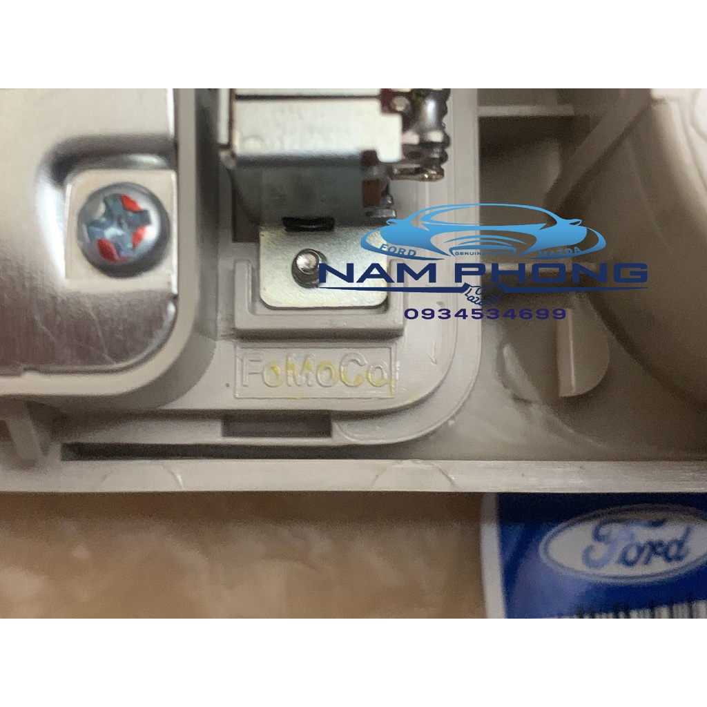 Công tắc điều hòa giàn sau Everest Công tắc đèn trần Everest 07-14 - UF0L61200A37 / UF0L6120037