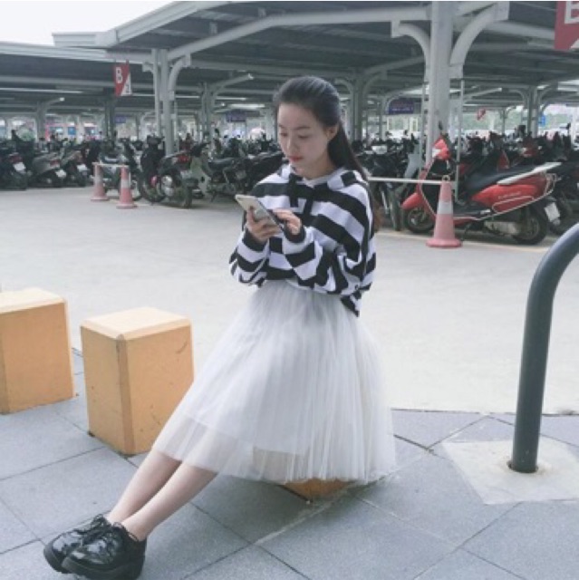 Chân váy tutu xoè