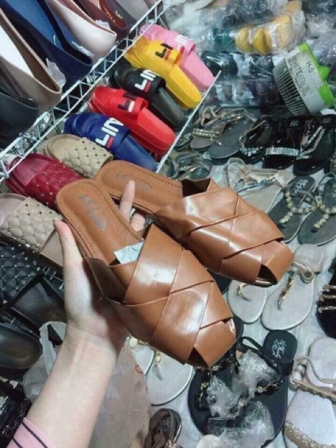 Dép Mules Hở Gót