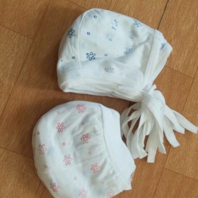 Mũ cotton cho bé sơ sinh trong tháng