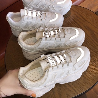 Giày sneaker đế độn 6cm