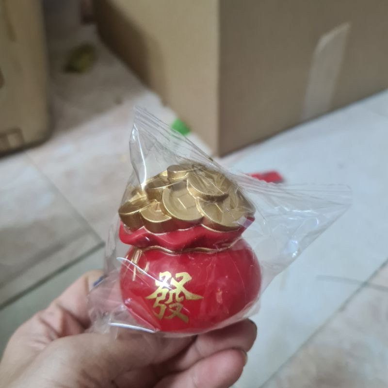 Ông thần tài nhựa,hủ vàng,mèo phụ kiện trang trí bánh kem, oản , thâp tỏi