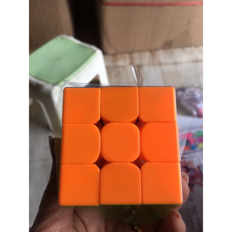 hộp ru bic khối 3x3 loại cực đẹp ( sỉ đồ trẻ em)