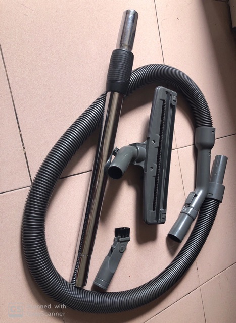 THANH LÝ MÁY HÚT BỤI HITACHI