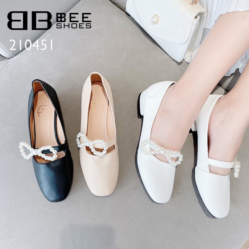 BEESHOES - GIÀY BÚP BÊ NỮ MŨI VUÔNG NƠ NGỌC - GIÀY BÚP BÊ NỮ ĐẾ VUÔNG CAO 2 PHÂN SẴN MÀU ĐEN - KEM - TRẮNG 210451