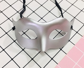 Mặt nạ nửa mặt hoá trang cosplay