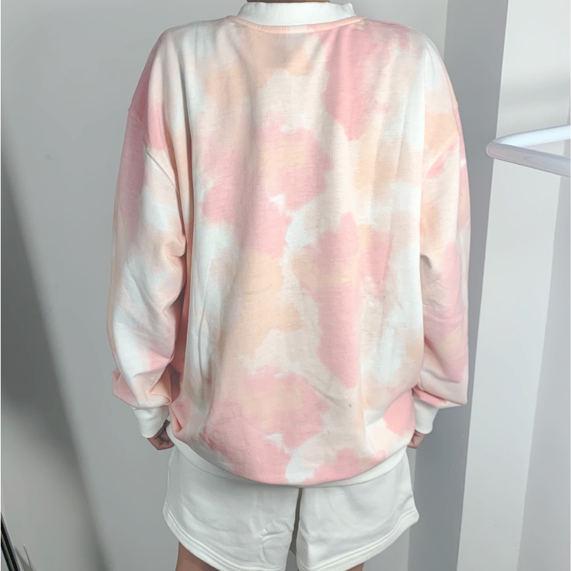 Áo Sweater nữ form rộng TIE DYE VIBE FREE loang hồng form rộng | BigBuy360 - bigbuy360.vn