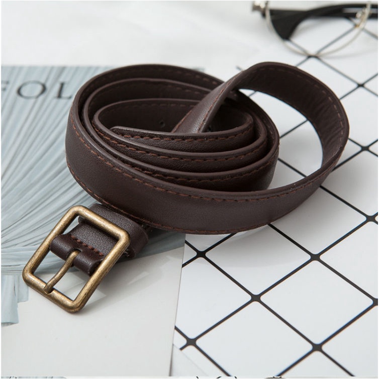 Men's and women's jeans with students' vintage belts