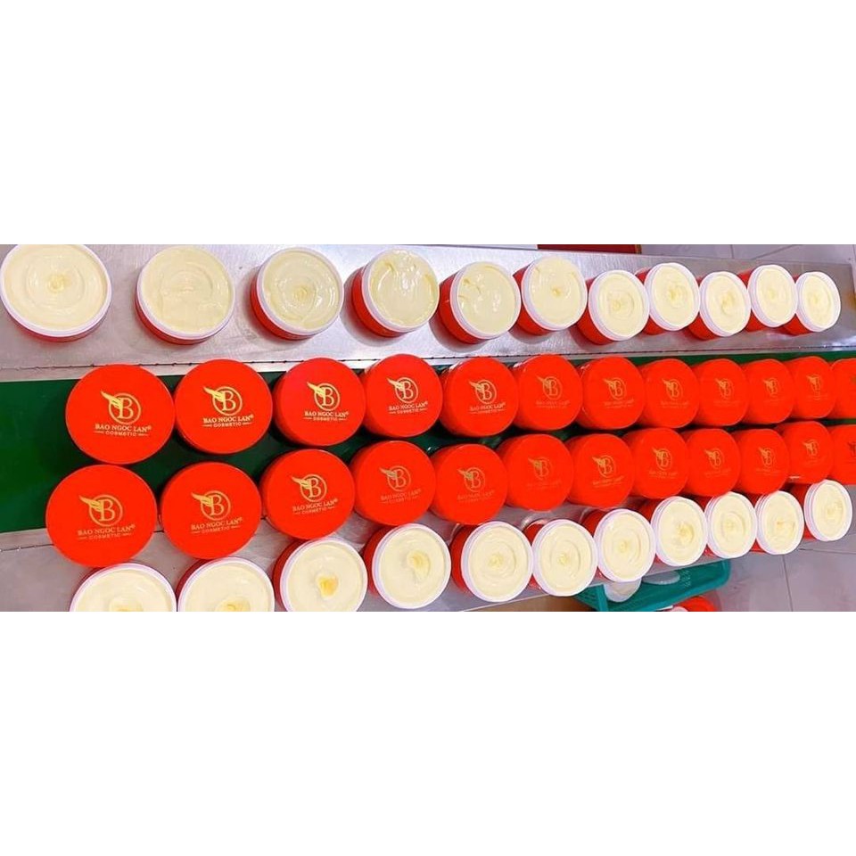 Dưỡng Body Đỏ Bảo Ngọc Lan Chính Hãng