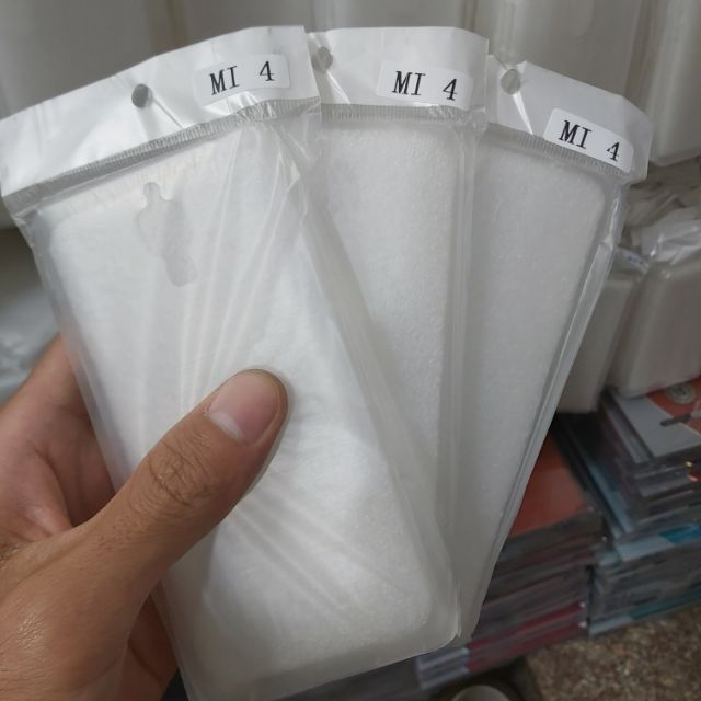 Bộ 3 chiếc ốp lưng cho xiaomi mi 4 silicon trong suốt siêu mỏng(loại tốt)