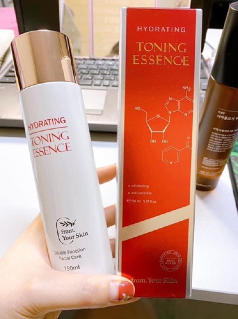 TONER HYDRATING TONING ESSENCE HUYẾT TƠ TẦM