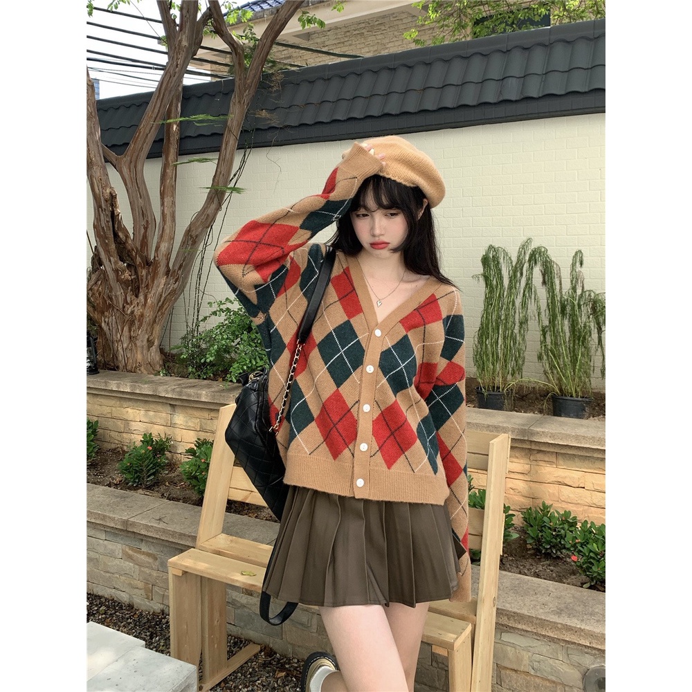 -  Quà tặng sinh nhật, bạn gái Set áo cardigan len ô/ Skirt ly ngắn