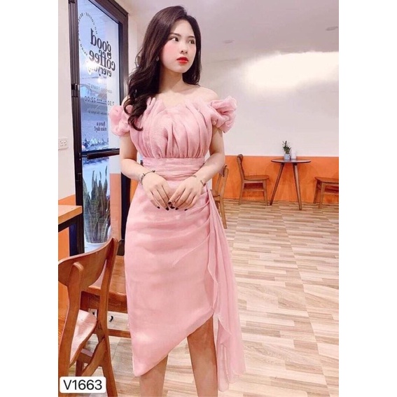 V1663 váy body hồng trễ vai