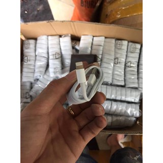 Cáp sạc điện thoại iphone siêu bền.