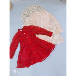 Váy ren tiểu thư dải cúc cho bé gái
