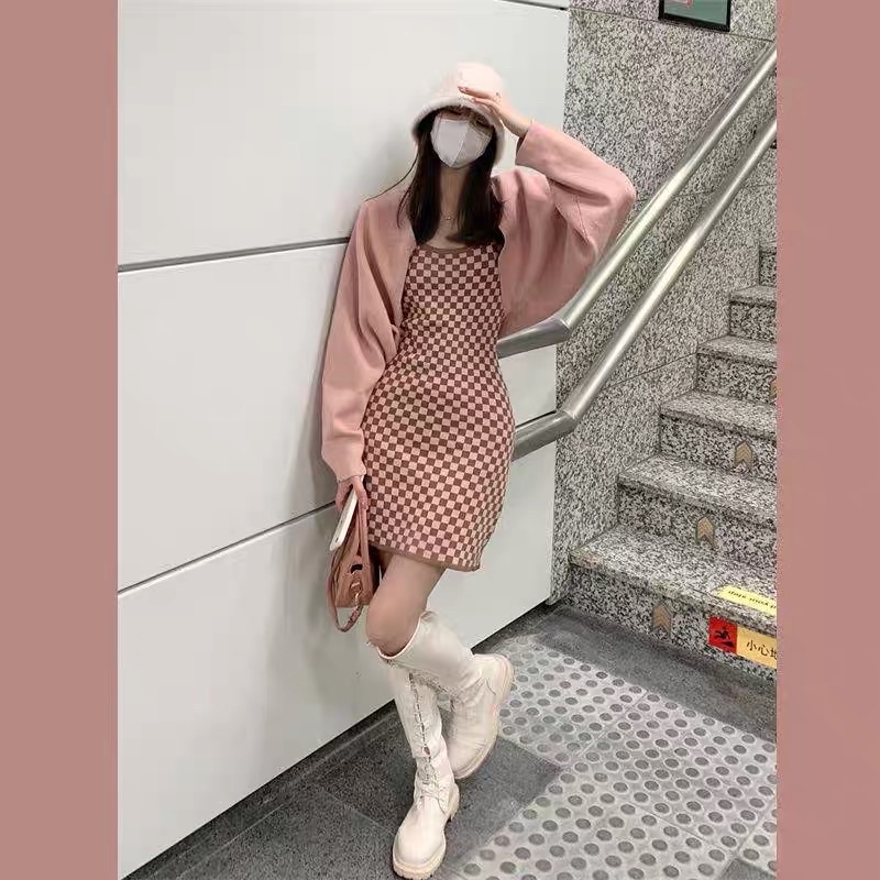 Set Váy Body Len Và Áo Khoác Ngoài