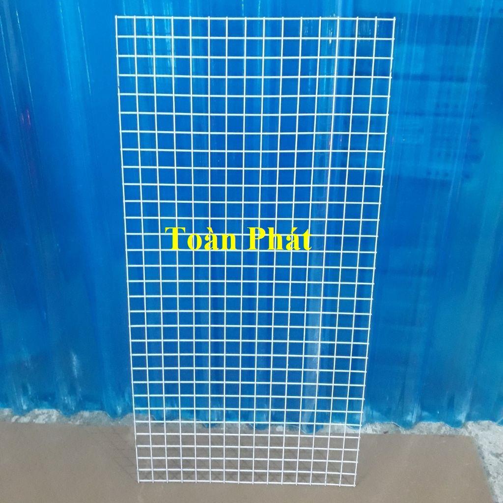 Tấm lưới sắt đan treo phụ kiện màu trắng sữa