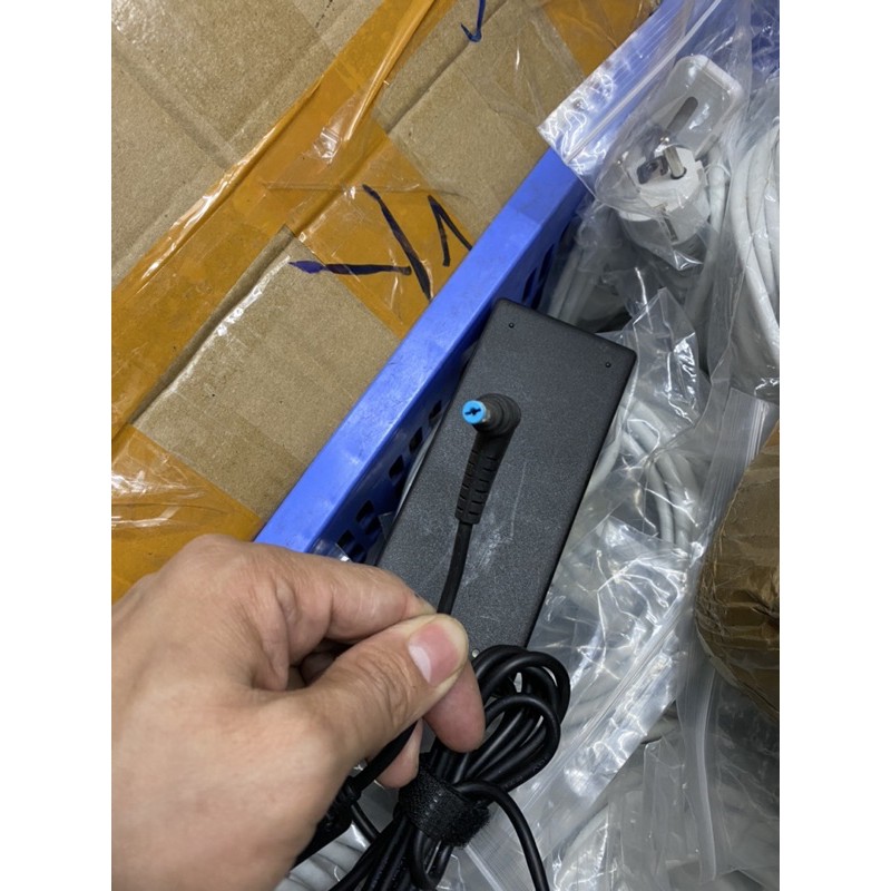 Sạc laptop Acer Delta 19V 4.74A zin bóc máy Acer cung cấp