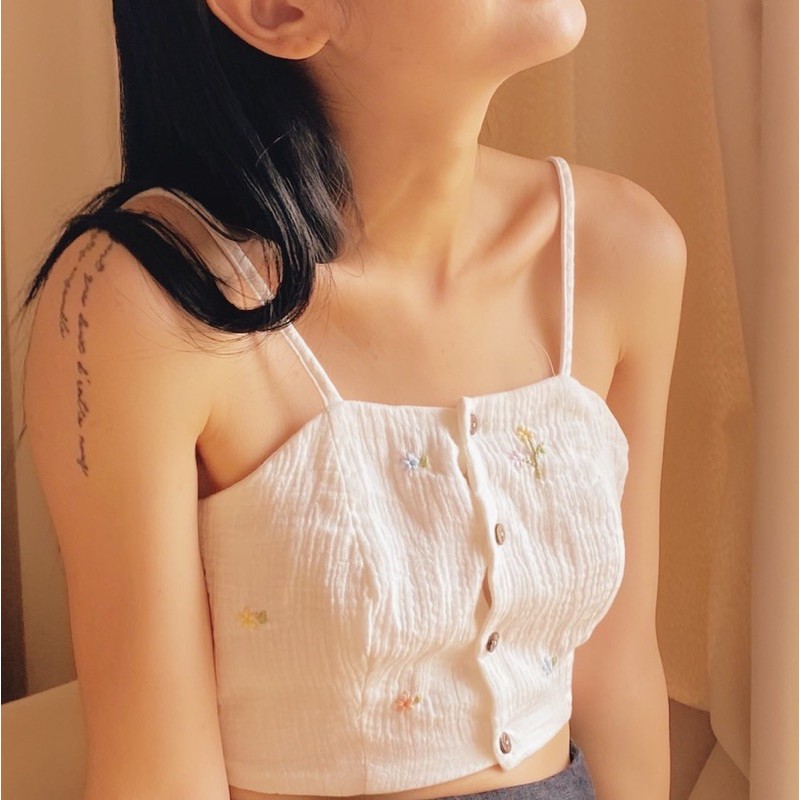 Áo croptop 2 dây - phiên bản thêu tay thủ công- Thuỳ Chi - 0303 studio ✿ | BigBuy360 - bigbuy360.vn