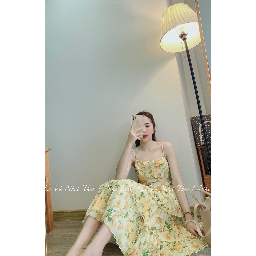 ✔ 𝗙𝗥𝗘𝗘 𝗦𝗛𝗜𝗣  VÁY 2 DÂY HOA NHÍ XÒE TẦNG HOA VÀNG HÀNG L1 Ạ