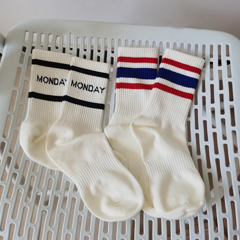 Vớ thể thao WAFNHA D614 cotton màu trắng thiết kế đơn giản