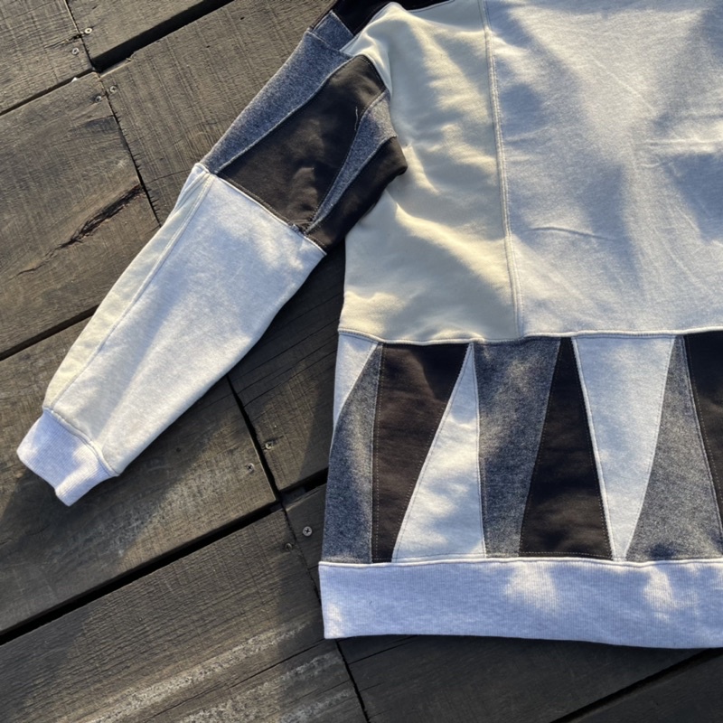 Áo khoác Cardigan “Tu Phuong Bat Bai”