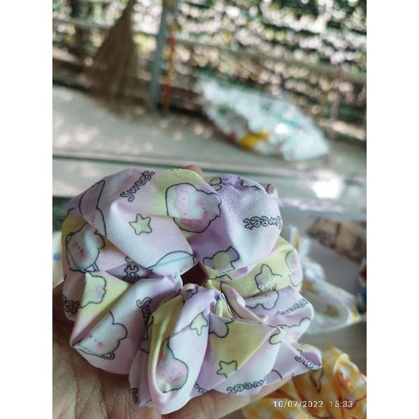 Cột tóc scrunchess nhiều màu