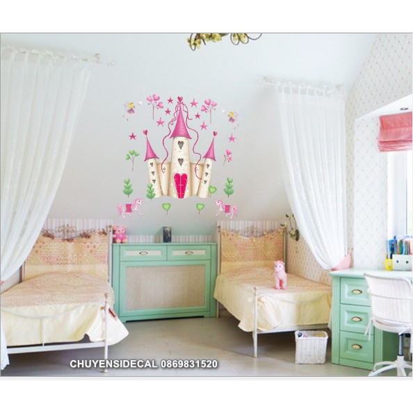 Decal trang trí tường - Lâu Đài Tình Yêu Hồng