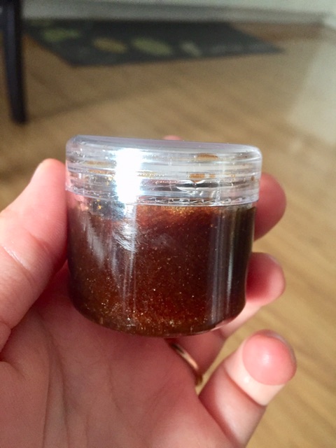 Tẩy tế nào chết môi ( lip scrub) | BigBuy360 - bigbuy360.vn