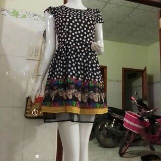 Dam cua ti dieu chot ben bang pham