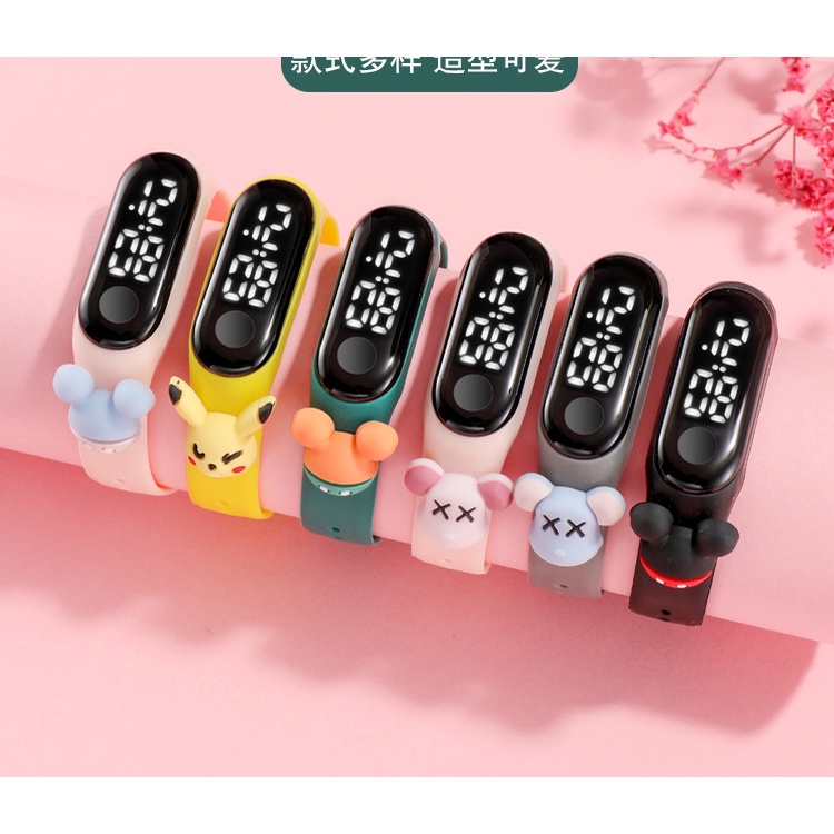 Vòng Đeo Tay Thể Thao Bằng silicone Chống Thấm Nước Có Đèn Led Hoạ Tiết Hoạt Hình Cho Bé