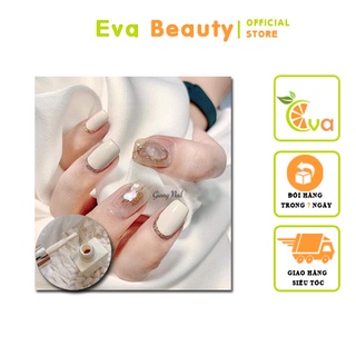 Sơn móng tay màu trắng sữa - Sơn gel được yêu thích nhất năm 2020