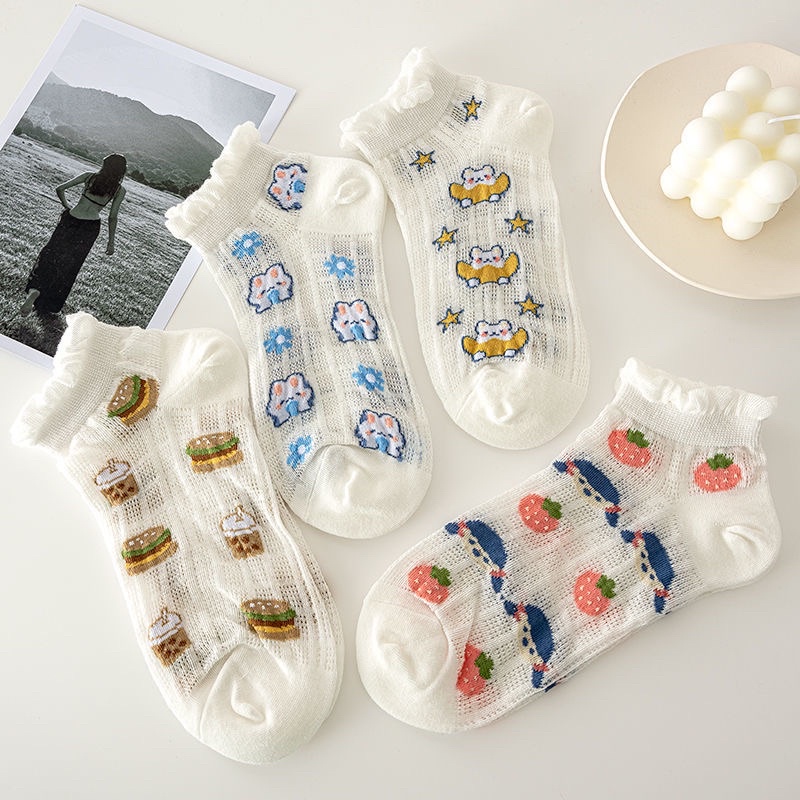 Tất hoạ tiết cute