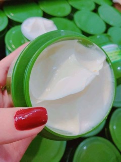 Kem body no 1 kích trắng da