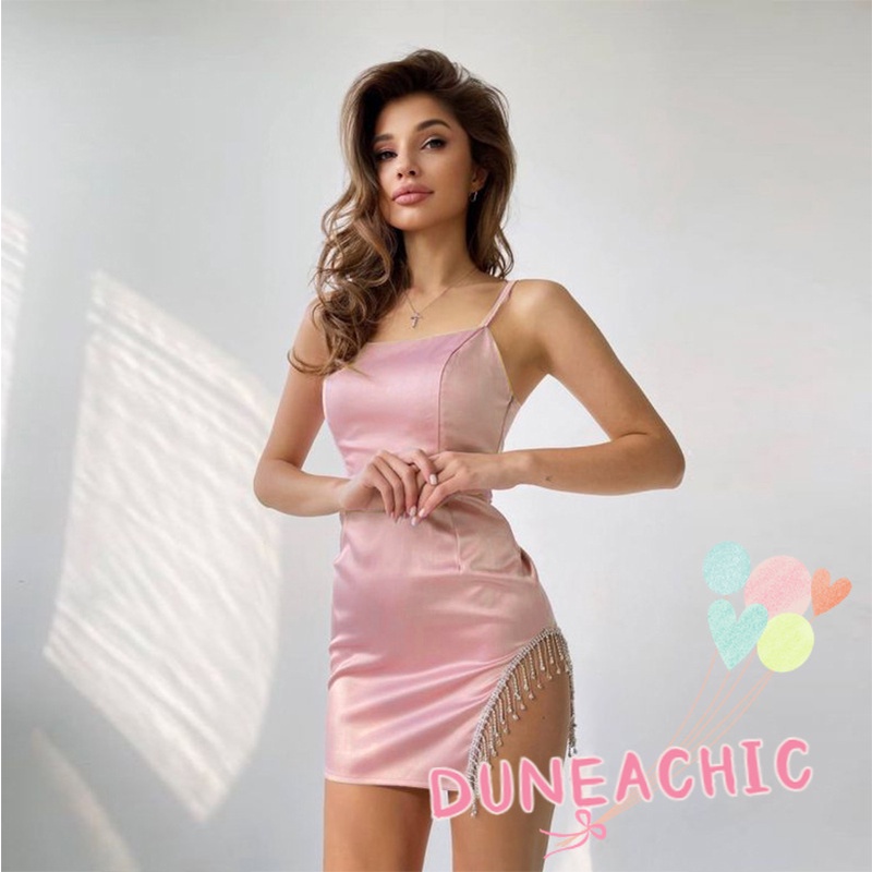 Đầm Dự Tiệc Hai Dây Hở Lưng Phối Tua Rua Gợi Cảm Dành Cho Nữ