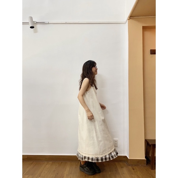 Đầm sát nách form A