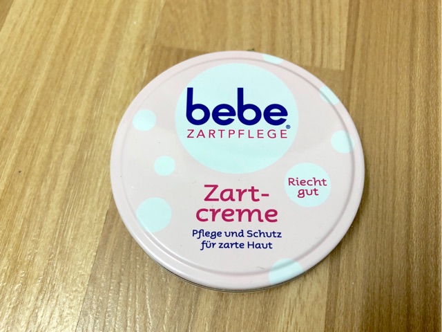 Kem dưỡng da chống nẻ Bebe Zartcreme cho bé 50ml