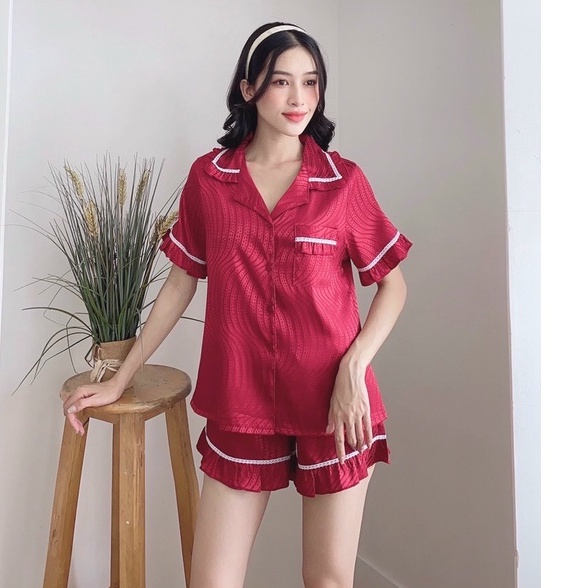 Đồ Ngủ Pijama Lụa Gấm Quần Đùi Tay Ngắn Phối Bèo Sang-Mềm-Mịn-Không Nhăn, Đồ Bộ Mặc Nhà Bigsize Phong Cách Hàn Quốc