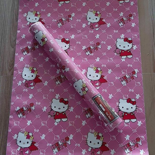 Có giảm phí vc khi mua sll.Giấy dán tường sẵn keo khổ 45cm. Mẫu hello kitty đậm